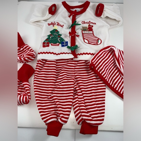Starting Out My First Christmas 4 Pc Top Leggings Hat Booties Outfit 0-3M NWOT - Picture 2 of 7
